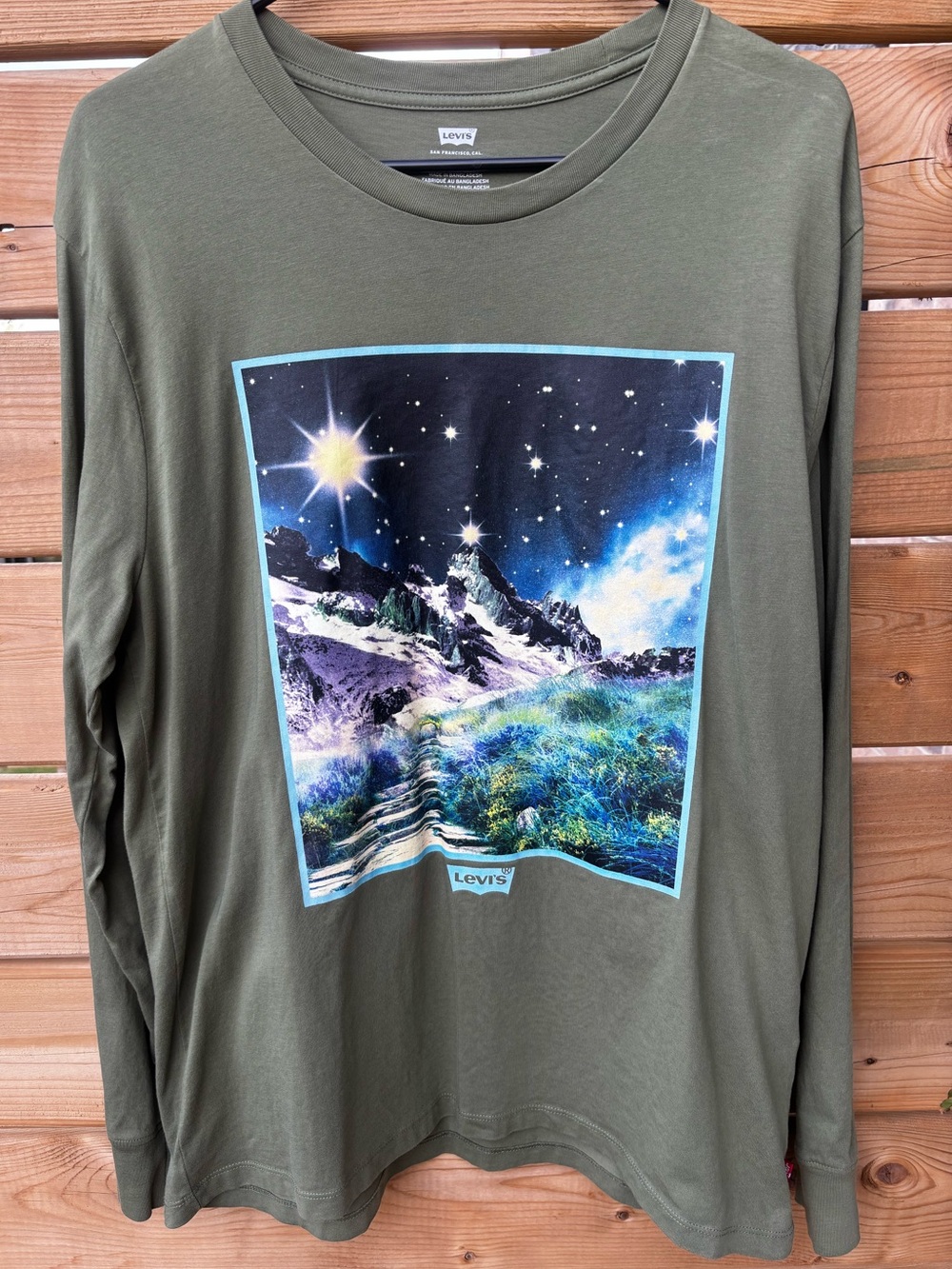 Levi's Tee with Celestial Mountain Graphic
